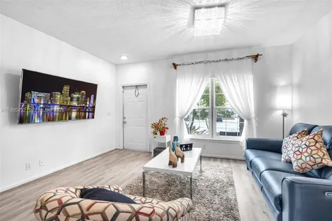 9925 NW 57th Manor Coral Springs FL 33076