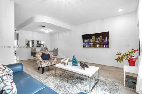 9925 NW 57th Manor Coral Springs FL 33076