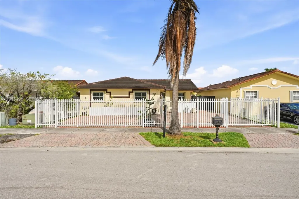 1271 SW 138th Court Miami FL 33184