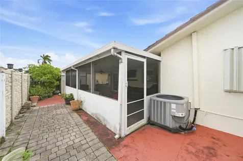 1271 SW 138th Court Miami FL 33184