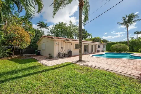9370 SW 82nd Street Miami FL 33173