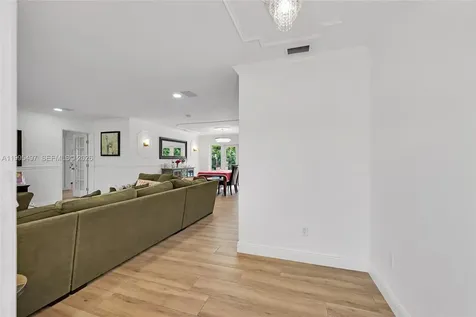 9370 SW 82nd Street Miami FL 33173