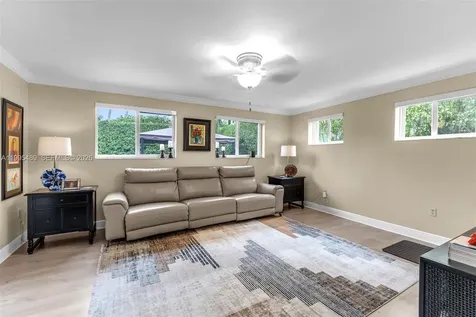 5810 SW 89th Court Miami FL 33173