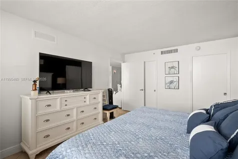 6917 Collins Avenue Miami Beach FL 33141