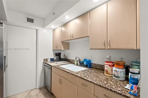 6917 Collins Avenue Miami Beach FL 33141
