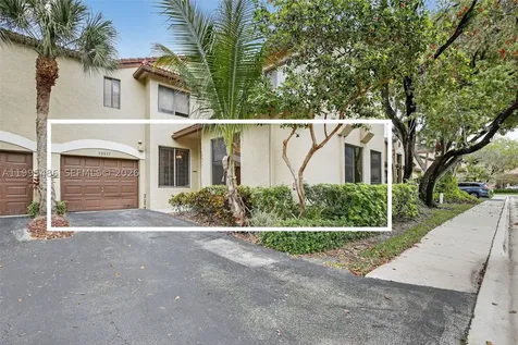 10517 NW 10th Street Plantation FL 33322
