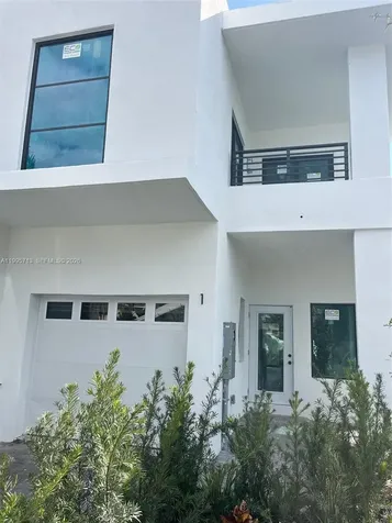 2511 Pierce Street Hollywood FL 33020