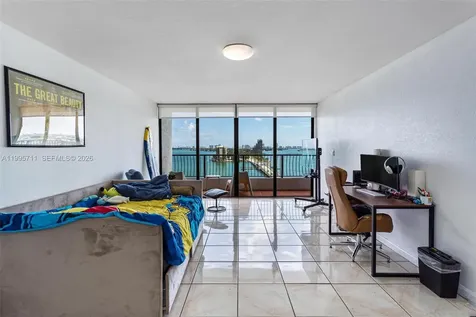 555 NE 15th Street Miami FL 33132