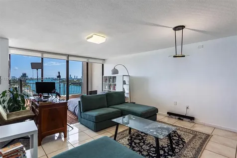 555 NE 15th Street Miami FL 33132