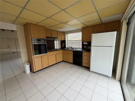 10828 SW 132nd Cir Court Miami FL 33186