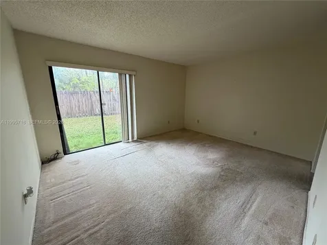 10828 SW 132nd Cir Court Miami FL 33186