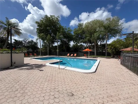 10828 SW 132nd Cir Court Miami FL 33186
