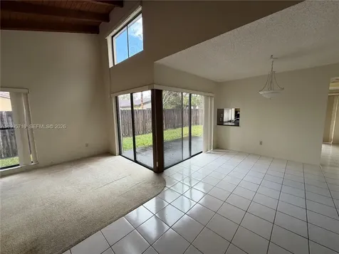 10828 SW 132nd Cir Court Miami FL 33186