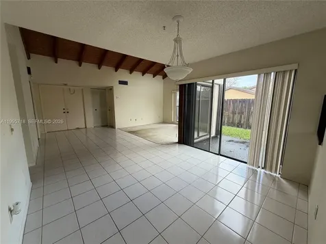 10828 SW 132nd Cir Court Miami FL 33186