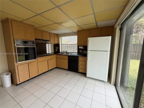 10828 SW 132nd Cir Court Miami FL 33186