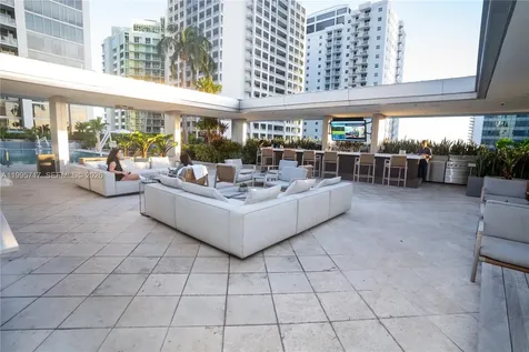 1395 Brickell Avenue Miami FL 33131