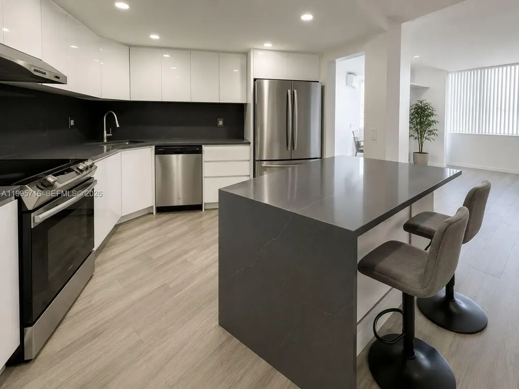 2750 NE 183rd Street Aventura FL 33160