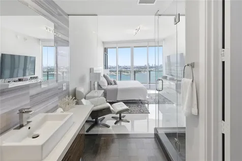 1100 Biscayne Boulevard Miami FL 33132