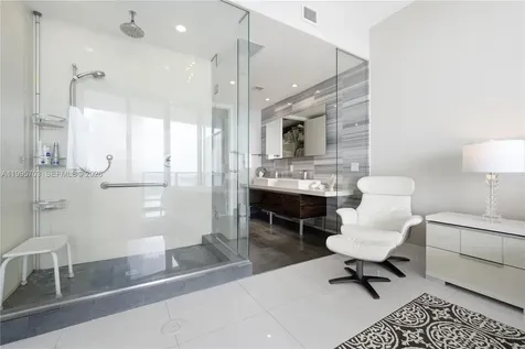 1100 Biscayne Boulevard Miami FL 33132