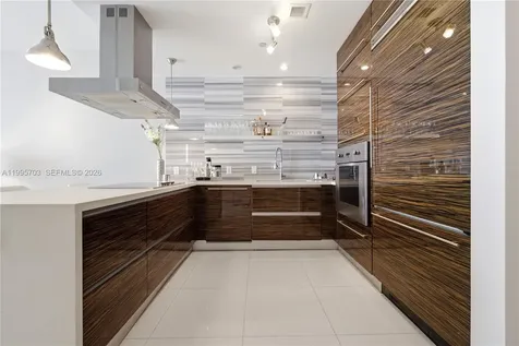 1100 Biscayne Boulevard Miami FL 33132