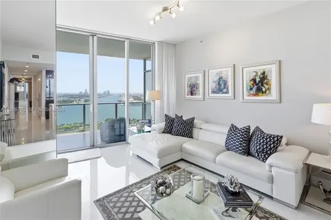 1100 Biscayne Boulevard Miami FL 33132