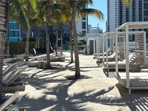 900 Biscayne Boulevard Miami FL 33132