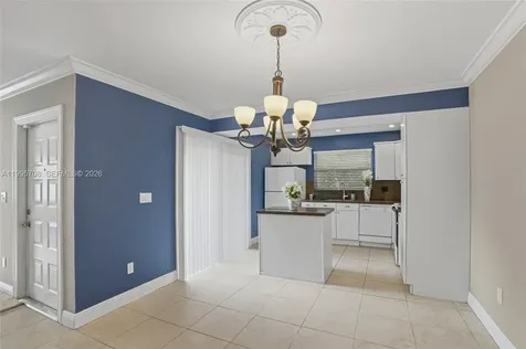 13993 SW 94th Circle Lane Miami FL 33186