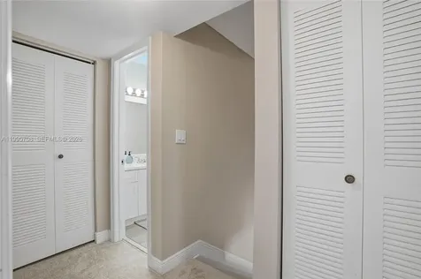 13993 SW 94th Circle Lane Miami FL 33186