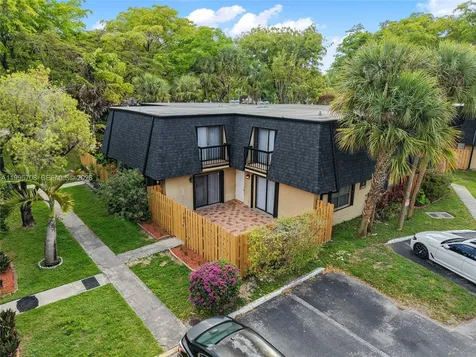 13993 SW 94th Circle Lane Miami FL 33186