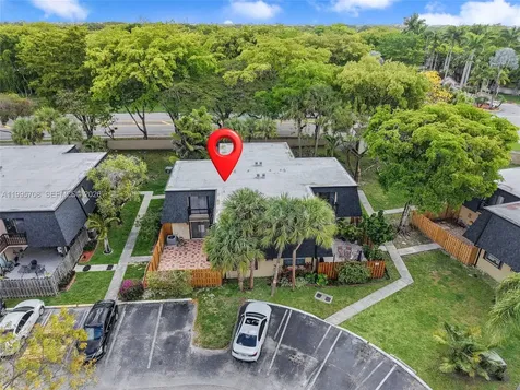 13993 SW 94th Circle Lane Miami FL 33186