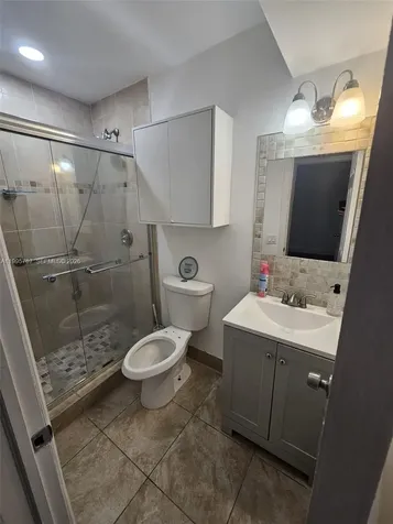 6055 W 19th Avenue Hialeah FL 33012