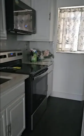 6055 W 19th Avenue Hialeah FL 33012