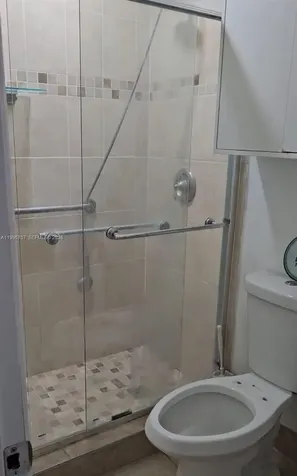 6055 W 19th Avenue Hialeah FL 33012