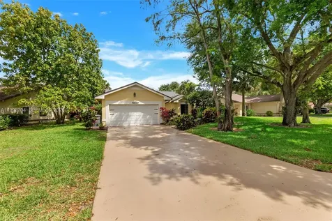 4220 Grove Park Lane Boynton Beach FL 33436