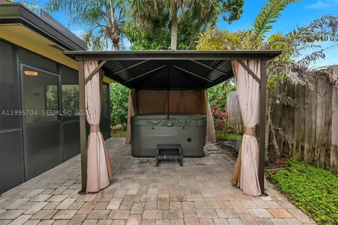 4220 Grove Park Lane Boynton Beach FL 33436