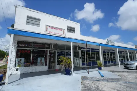 7193-7195 Pembroke Road Pembroke Pines FL 33023