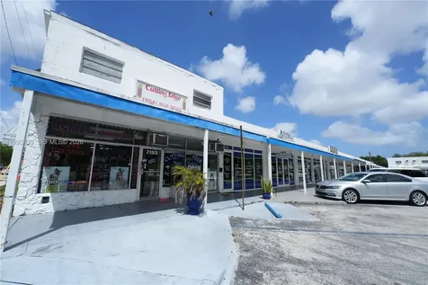 7193-7195 Pembroke Road Pembroke Pines FL 33023