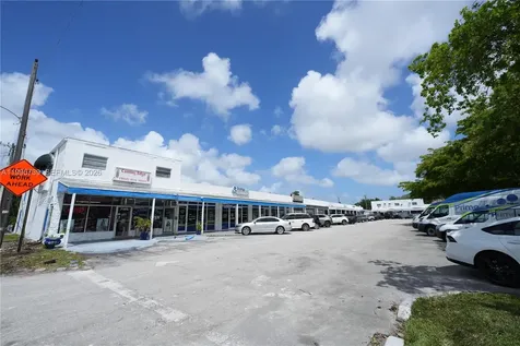 7193-7195 Pembroke Road Pembroke Pines FL 33023