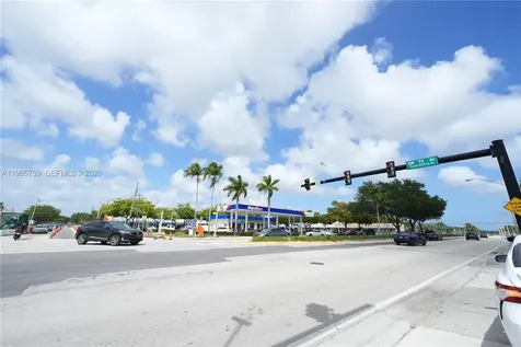 7193-7195 Pembroke Road Pembroke Pines FL 33023