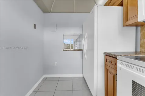8280 Sunrise Lakes Boulevard Sunrise FL 33322