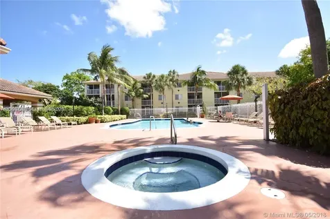 460 S Park Road Hollywood FL 33021