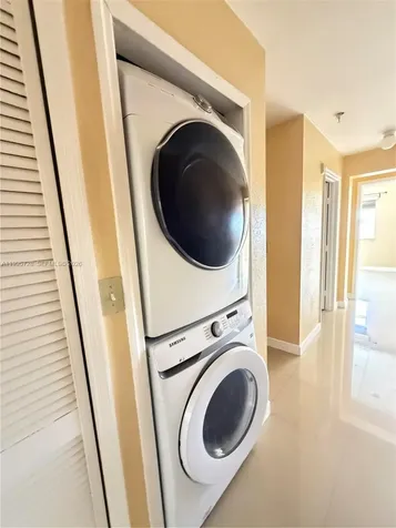7080 NW 177th Street Hialeah FL 33015