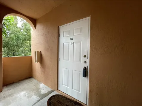 7080 NW 177th Street Hialeah FL 33015