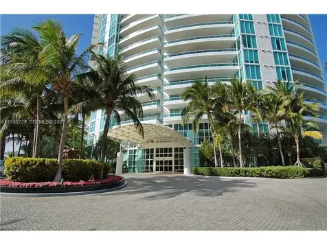 1000 S Pointe Drive Miami Beach FL 33139