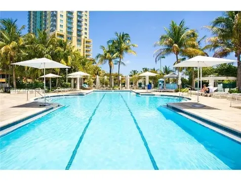 1000 S Pointe Drive Miami Beach FL 33139
