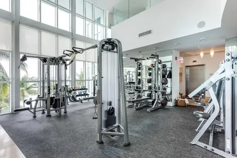 1000 S Pointe Drive Miami Beach FL 33139