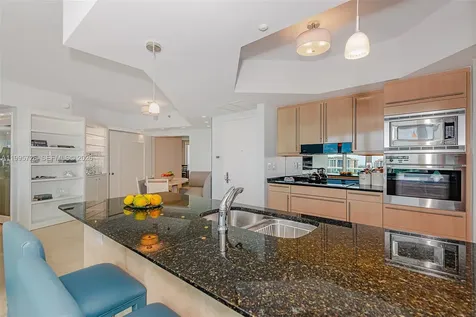 1000 S Pointe Drive Miami Beach FL 33139