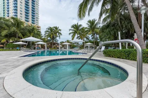 1000 S Pointe Drive Miami Beach FL 33139