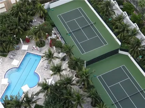 1000 S Pointe Drive Miami Beach FL 33139
