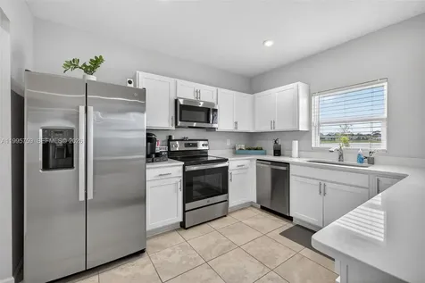 220 Raspberry Road Fort Pierce FL 34981